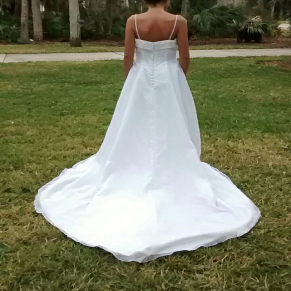 Last Change - Wedding Dress Mori Lee by Madeline Gardner - Picture 2 of 8